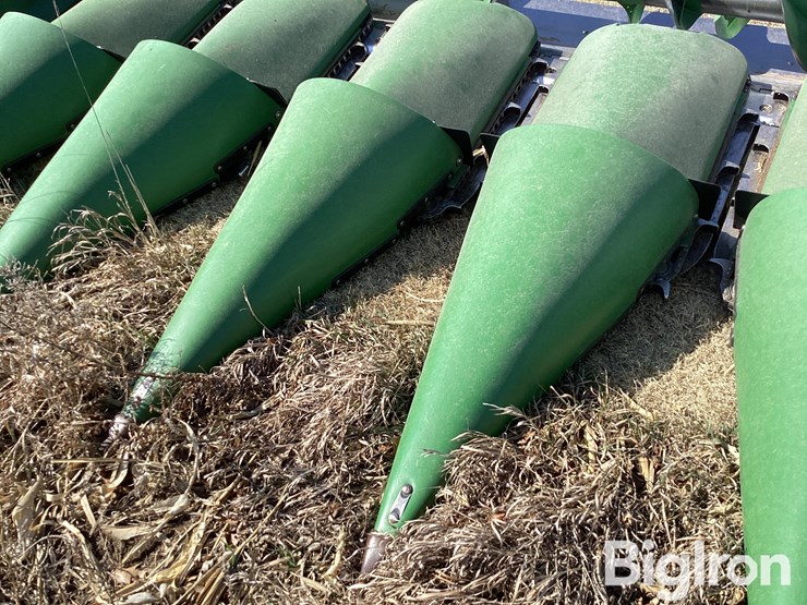 2009-john-deere-608c-image-13