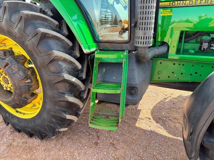 john-deere-7200-image-18