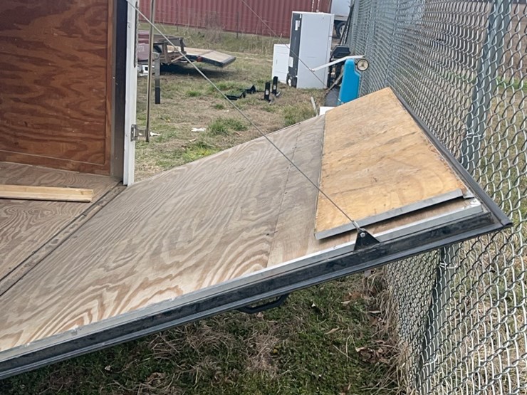 2020-20x8-covered-wagon-enclosed-trailer-let-down-back-door-side-door-image-12