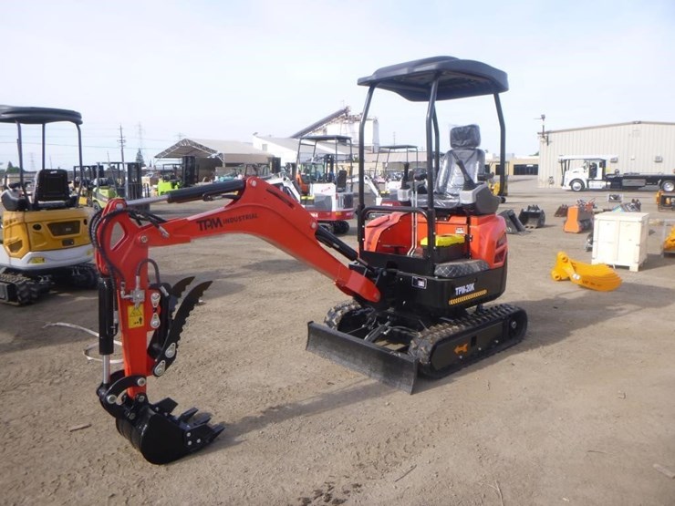 2025-tpm-20khydraulic-excavator-image-1