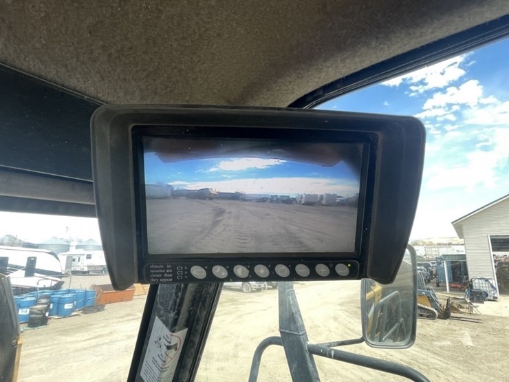 caterpillar-730-image-35