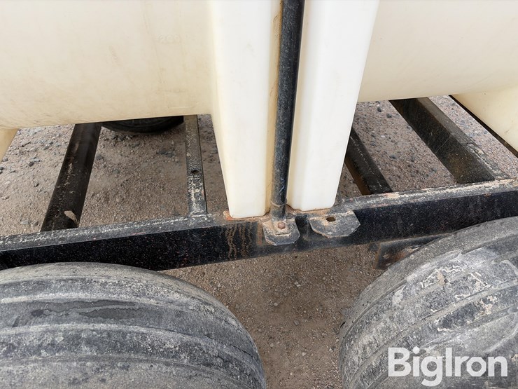 750-gallon-t/a-nurse-tank-trailer-image-9