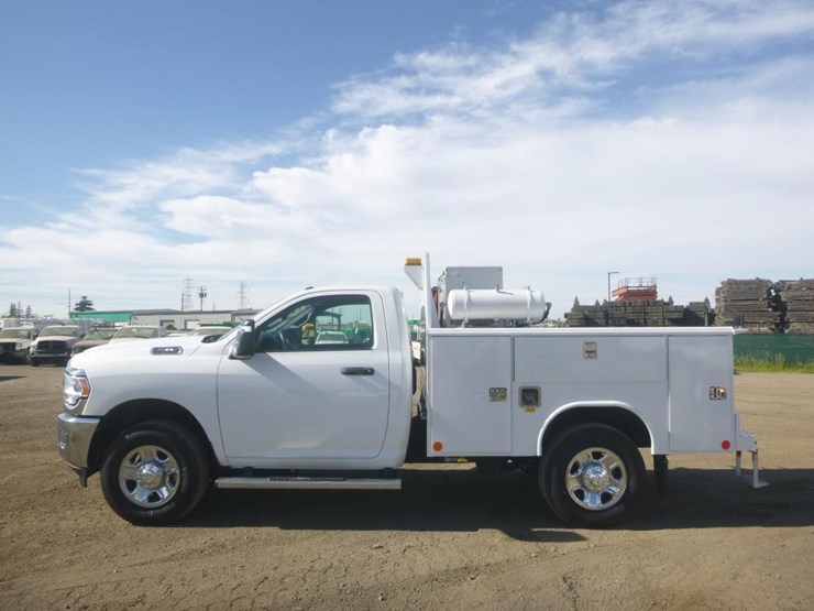 2024-dodge-2500-image-5