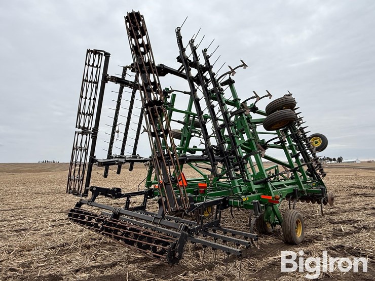 2014-john-deere-2310-image-5