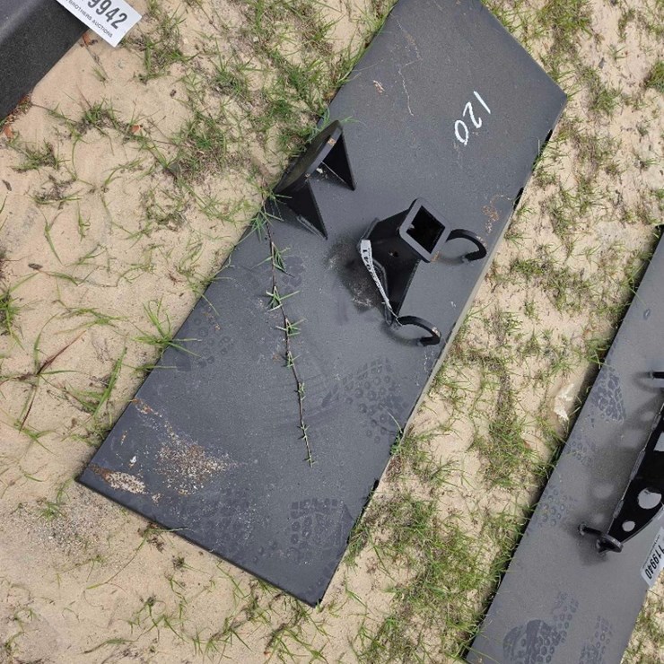 120 - SKID STEER RECEIVER HITCH