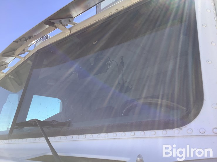 2001-caterpillar-15-image-12