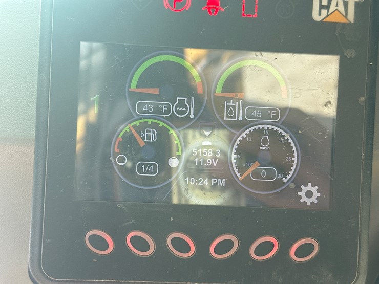 2019-caterpillar-239d-image-39