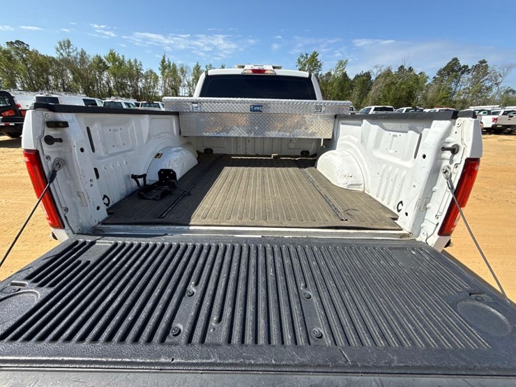 2017-ford-f150-image-6