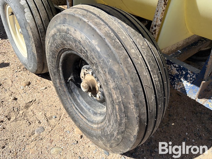 1050-gallon-t/a-nurse-tank-trailer-image-12