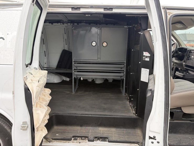 2007-chevrolet-express-1500-image-10