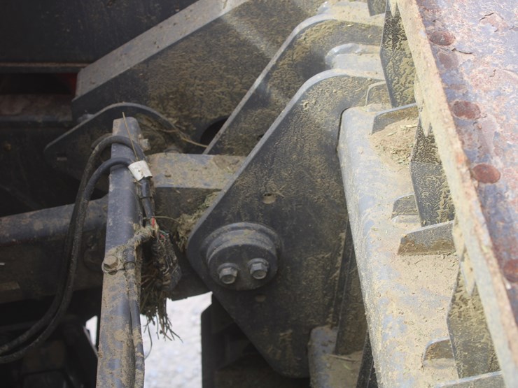 2010-agco-2170-image-64