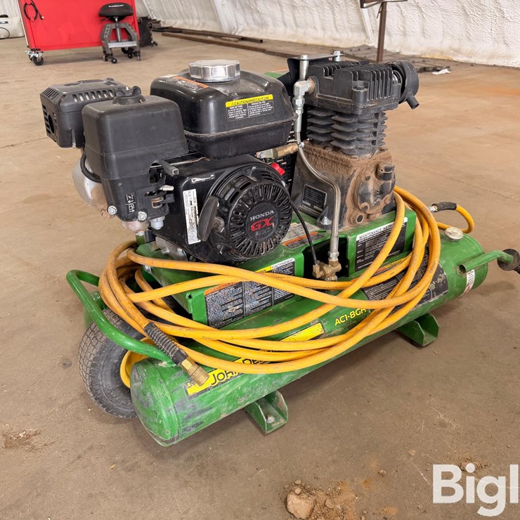 John Deere AC1-8GH Air Compressor