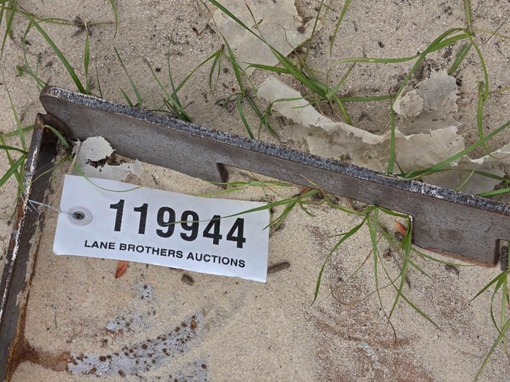 125---skid-steer-solid-blank-plate-image-3