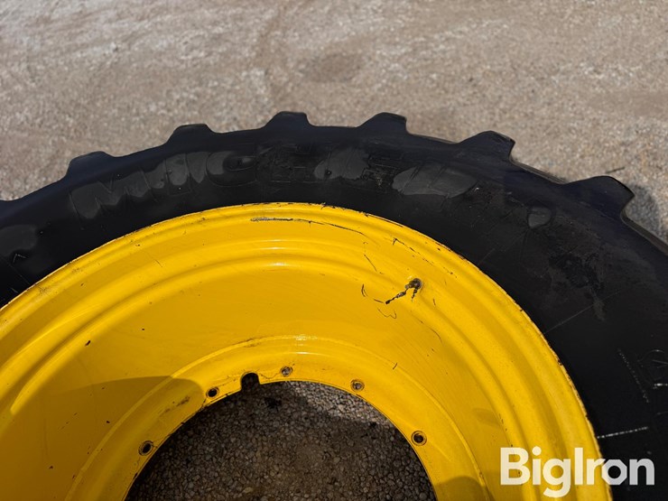 john-deere-4930-image-6