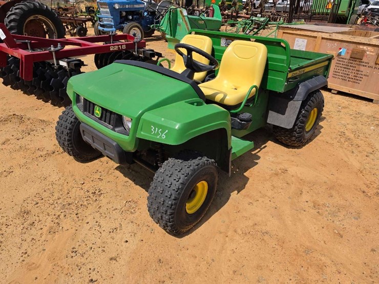 john-deere-gator-image-1