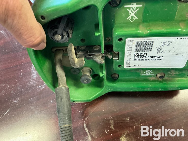 2017-john-deere-6000-image-10