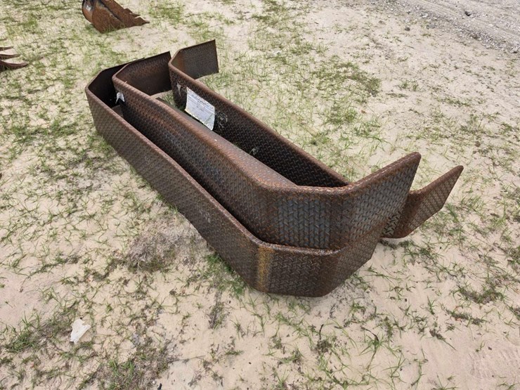 110---(3)-plate-metal-dual-axle-fenders-image-3