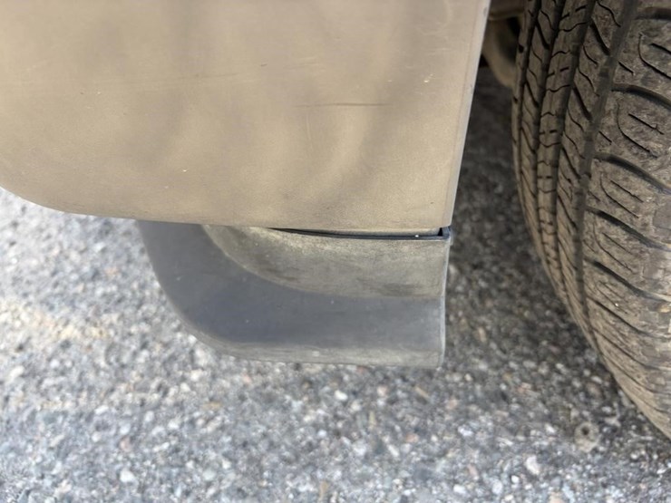 2011-chevrolet-colorado-image-30