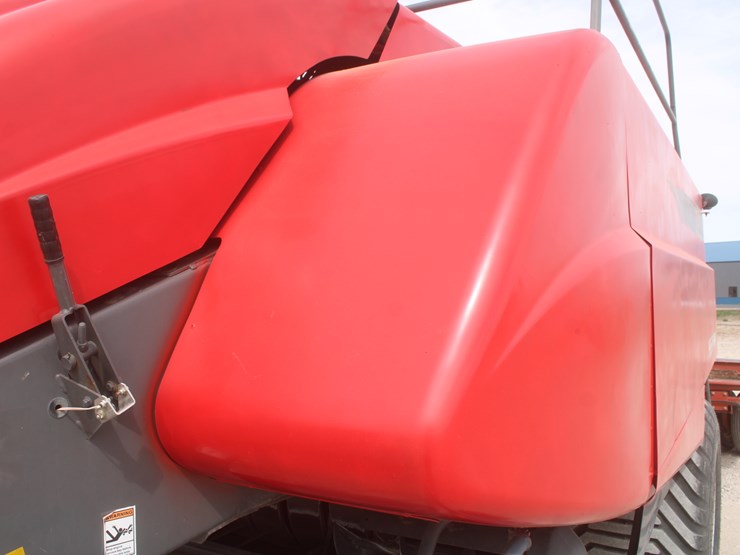 2010-agco-2170-image-19