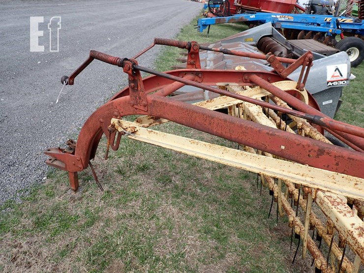 new-holland-256-image-5