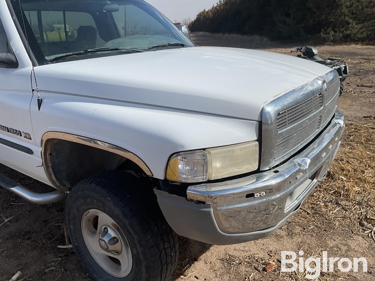 2001-dodge-ram-1500-laramie-slt-image-17