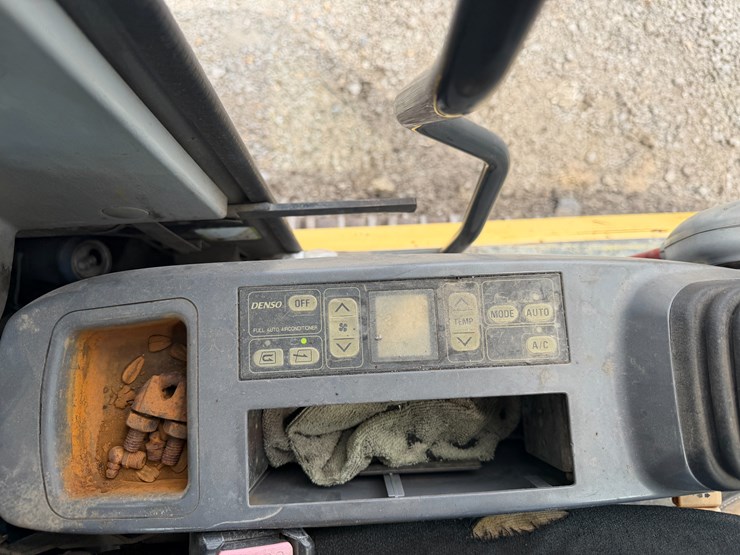 komatsu-pc160-lc-7ka-image-114