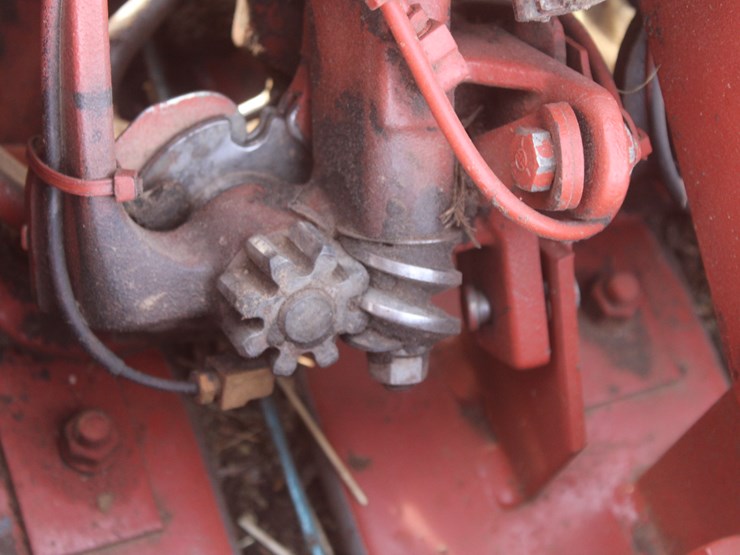 hesston-4910-image-59