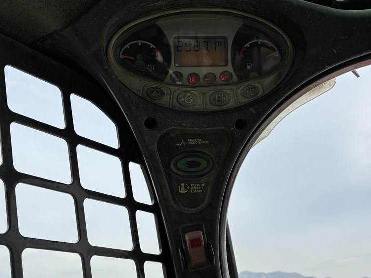 2018-bobcat-t650-image-13