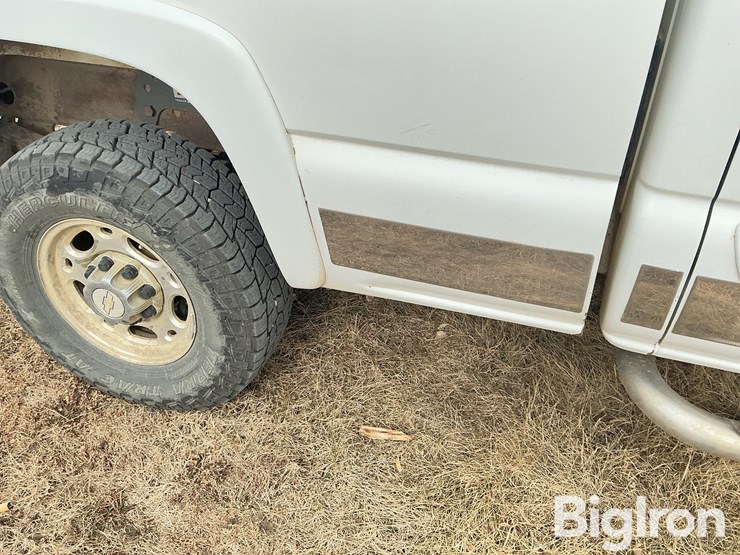 2007-chevrolet-silverado-2500-image-18