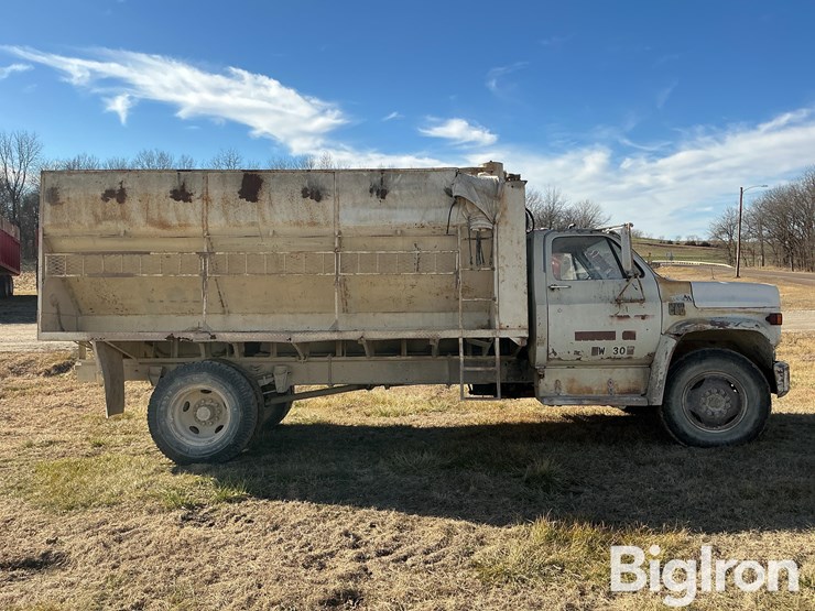 1975-chevrolet-c60-image-4