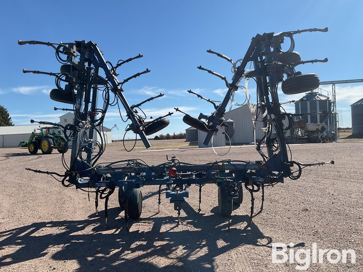 blu-jet-landwalker-image-6