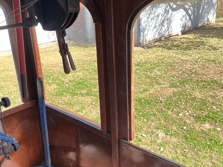 frick-steam-locomotive-with-track-image-118