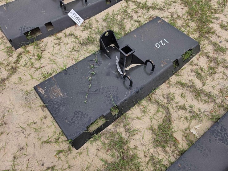 120---skid-steer-receiver-hitch-image-2