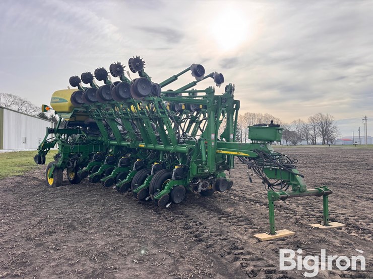 2014-john-deere-1790-ccs-image-3