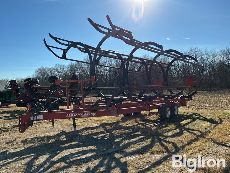 haukaas-bale-mover-image-1