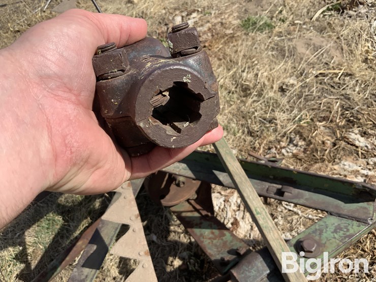 john-deere-7-image-12