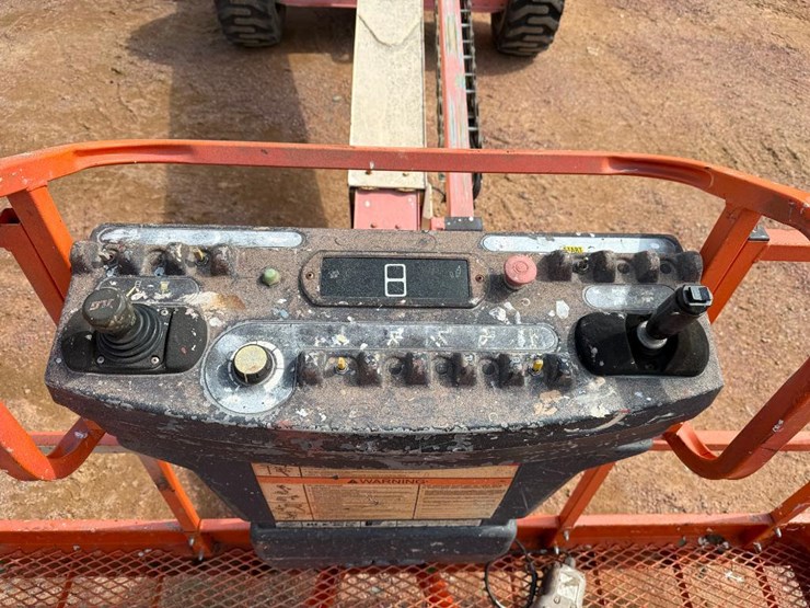 jlg-600s-image-41