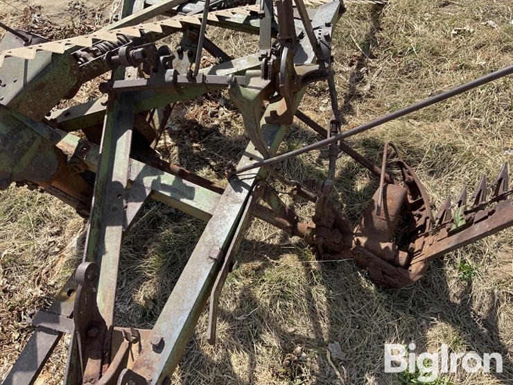 john-deere-7-image-14