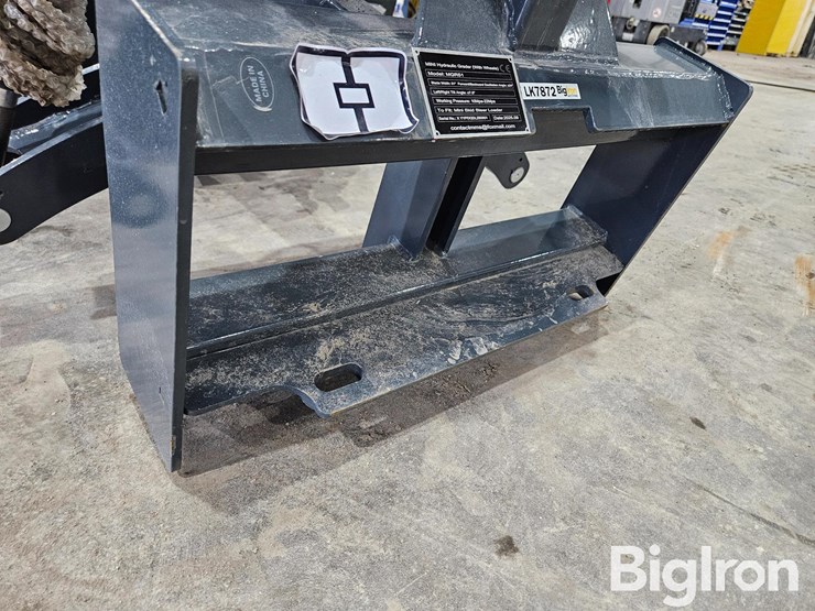 2025-massey-ferguson-730-image-10