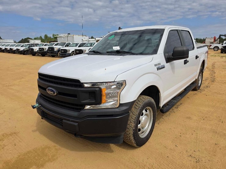 2020-ford-f150-xl-image-1