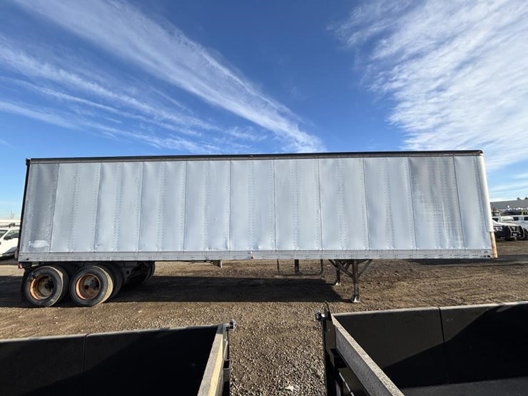 1982-fruehauf-trailer-image-11