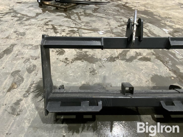 2025-massey-ferguson-730-image-13