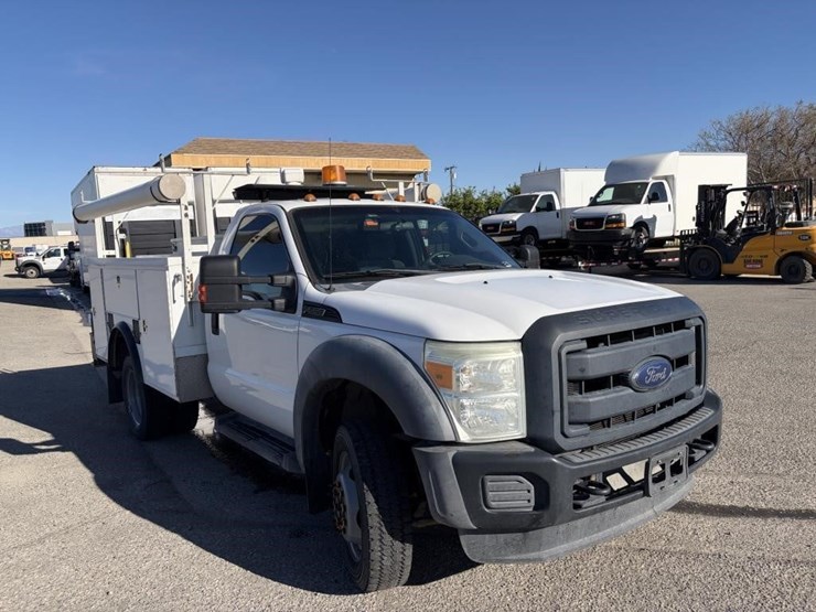 2016-ford-f550-image-2
