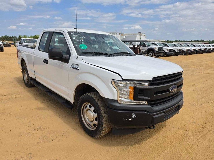 2019-ford-f150-xl-image-4