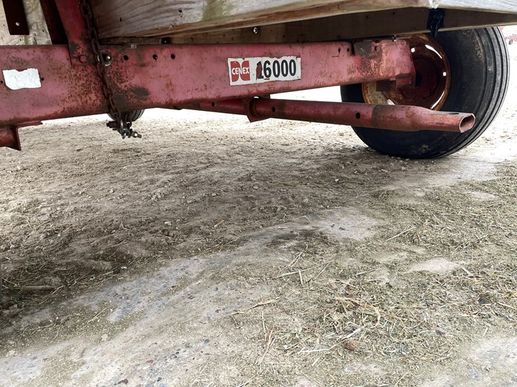 #2399-•-hay-wagon-image-15