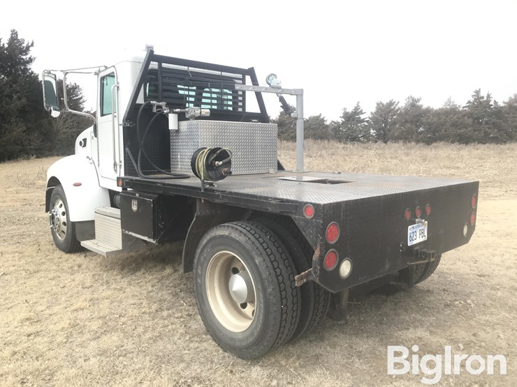 2010-peterbilt-337-image-7