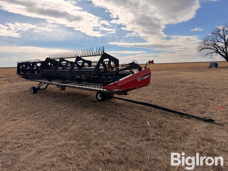 2005-case-ih-2052-image-1