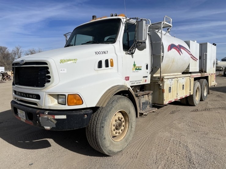 2001-sterling-l8500-image-1