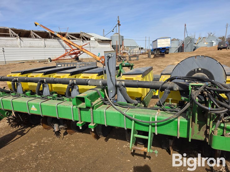 john-deere-1730-image-19