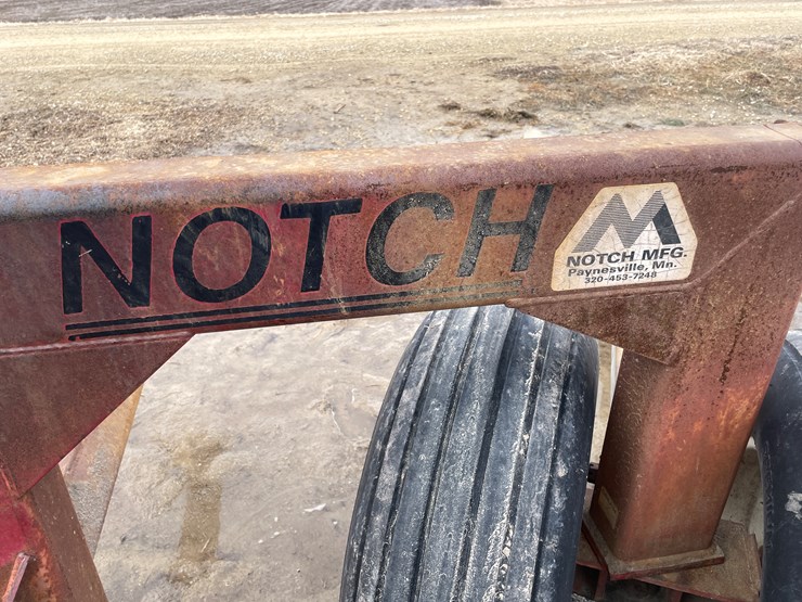 #2395-•-notch-bale-mover-image-17